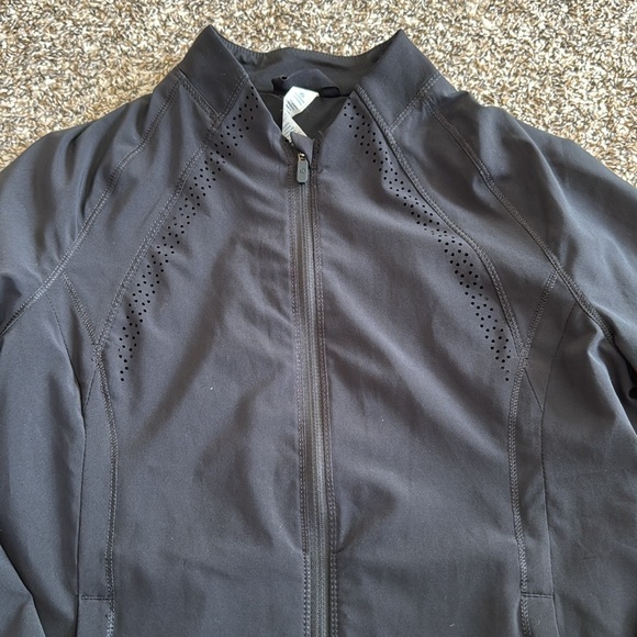 Jacket - Picture 3 of 4